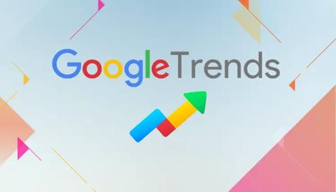 أيقونة موقع Google Trends أحد مواقع توليد الكلمات الدلالية وخلفية زرقاء